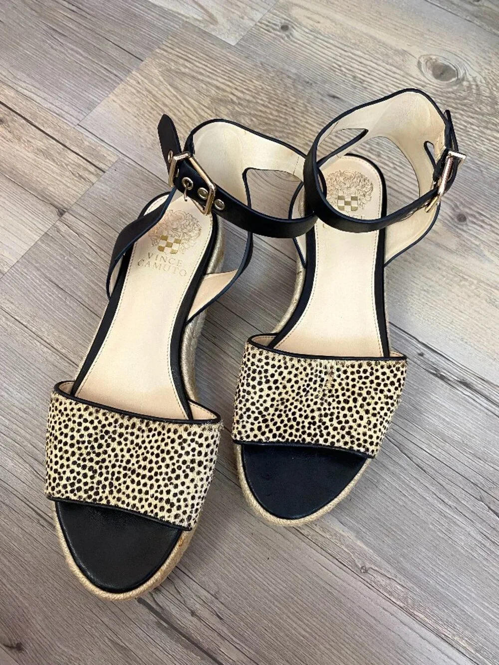 Vince Camuto Cheetah Platform Sandals Size 8